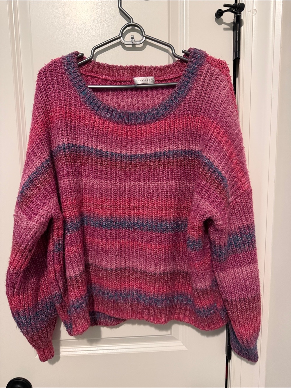 Cozy Retrology size XL Pink Multicolor Striped Knit Sweater